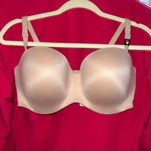Victoria Secrets 36DDD strapless bra NWT